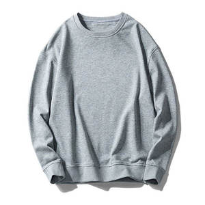 Pull tricoté oversize à col rond pour homme, noir uni, avec découpes, idéal pour l'hiver, anti-boulochage, coupe classique - Product Image 3