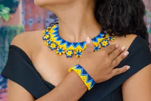 VENTE LES PLUS TENDANCES Collier fleur Huichol pour anniversaire, Noël, mariage, anniversaire de mariage - Product Image 3