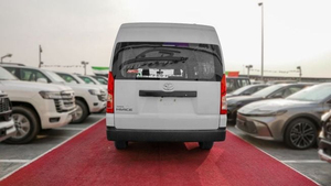 Tout Nouveau Fourgon Hiace 2026 Cargo 3.5L à Traction Avant, Moteur Diesel Euro 6, Transmission Manuelle, 15 Places - Product Image 5