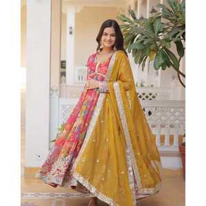 Vestido ALIA LISTO PARA USAR de SANAYA con DUPATTA SET-125 ROJO XS 0g - Product Image 1