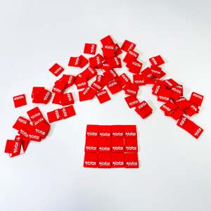 Patchs de logo en caoutchouc et silicone durables personnalisés pour vêtements, chaussures et sacs-Options souples à coudre ou adhésives - Product Image 4