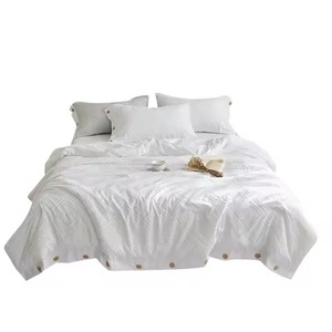 Juego de Edredón Azul Marino Sólido, Juego de Ropa de Cama Moderno y Sencillo con Fundas de Almohada para el Hogar - Product Image 2