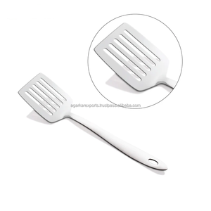 Outil de cuisine à fente en silicone en vrac avec long manche passe au lave-vaisselle et au four pour les cuisines professionnelles en Inde - Product Image 1