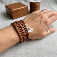 Natürliches Braunes Lederband 2mm Premium-Qualität Langlebige 100m Rolle Schnur DIY Handwerk Armband Halskette Zubehör Excel Exports