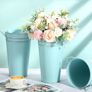 Seau à fleurs vintage galvanisé de 12 pouces, vase à fleurs en métal, seau de style campagnard français, jardinière en métal, vases floraux en métal - Product Image 2