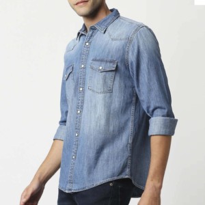 Chemise en jean délavé pour homme, manches trois quarts, décontractée, boutonnée, col rabattu, poches poitrine, coupe classique - Product Image 2