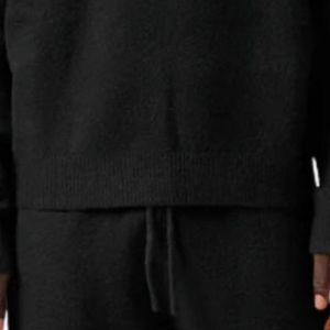 Pull en maille noir à col rond avec bordure contrastée, doux, confortable, ajusté, léger, pour un usage décontracté - Product Image 5