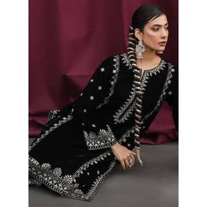 Magnifique ensemble élégant de marque LC, haut et bas avec dupatta, taille XL, pour les occasions spéciales - Product Image 3