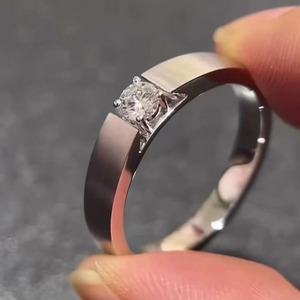 Bague de fiançailles minimaliste pour femme en or blanc 14 carats avec diamant de laboratoire rond de 0,50 ct, certifié IGI, couleur D-E-F, pureté VS+ - Product Image 2