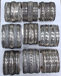 Pulseras de Latón Surtidas para Mujer, Joyería de Moda de Alta Calidad Disponible a Precio de Exportación desde India GC-BL-440 - Product Image 1