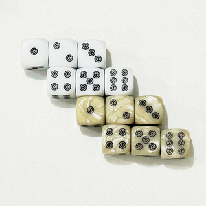 Dado Ecológico Personalizado Bone D6 de 14 mm con Forma de Dibujo Animado y Diseño de Ángulo Recto para Reuniones Familiares/Juegos de Fiesta - Product Image 1