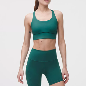 Ensemble de sport pour femme : Soutien-gorge sans couture à maintien élevé et découpes, et short cycliste taille haute à motif écossais avec dentelle – Tenue de yoga - Product Image 5