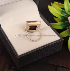 Noreena Jasper Ring by Femmes Bijoux-Anillo de plata esterlina-Piedra preciosa rectangular-Ideas de regalo hechas a mano-Regalo de boda para él Joyería - Product Image 5