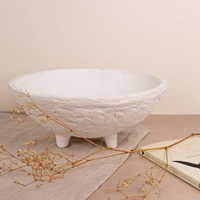 Grand bol décoratif sur piétement en papier mâché blanc fait main, centre de table pour table basse, entrée, îlot de cuisine, décoration intérieure
