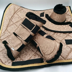 Juego de almohadillas para silla de montar con purpurina, botas a juego, gorro para orejas, accesorios de equitación de lujo para animales grandes - Product Image 2