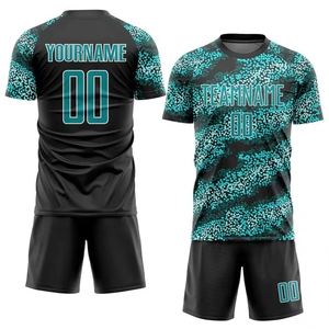 Ensemble Maillot et Short de Football Personnalisé par Sublimation pour Hommes – Rouge et Noir – Respirant en Polyester – Tenue d'Équipe Adulte – Service OEM - Product Image 5