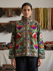 Blouson Bomber en Velours Gris pour Femme avec Broderie, Col Montant, Rembourrage en Soie Écologique, Vêtement d'Extérieur Tendance - Product Image 3