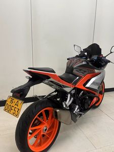 Motocicleta de Gasolina Kaiyue 321rr - Bicilíndrica Refrigerada por Agua con ABS - Product Image 3