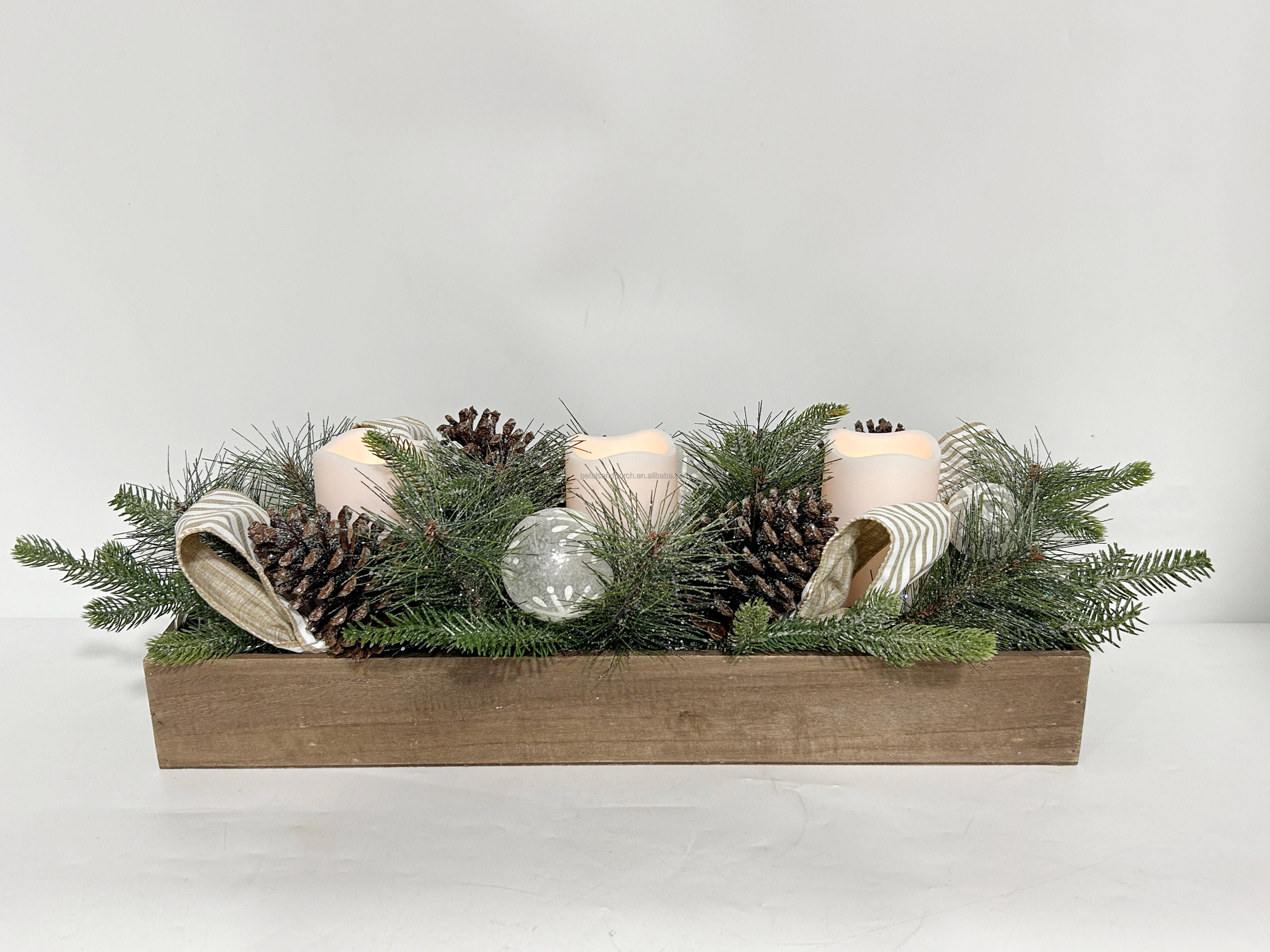 สีเขียว &amp; สีขาว