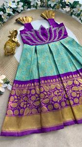 Magnifique robe ethnique pour fille en soie jacquard avec motif lotus, travail de broderie Magham et manches fantaisie, prête à porter, mode féminine - Product Image 4