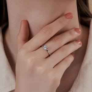 Anillo de Compromiso de Diamante Cultivado en Laboratorio con Corte Princesa de Alta Calidad, VVS2, Certificado IGI, Solitario, Oro de 14K/18K, Anillo de Propuesta para Mujer - Product Image 1