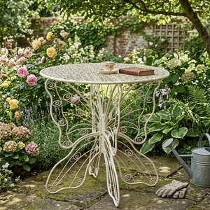 Mesa de Centro de Jardín Victoriana de Hierro Forjado a Mano, Estilo Europeo de Lujo, Muebles de Exterior Personalizados, Resistentes a la Intemperie, para 4 Personas - Product Image 3