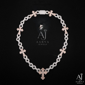 Collar Gargantilla de Cadena Cruzada de Dos Tonos Chapado en Oro de 14K con Colgante de Eslabón Ovalado y Moissanita para Mujer - Product Image 5