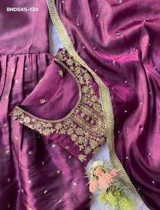 Vêtements ethniques attrayants de qualité supérieure GMY SILK avec broderie de sequins, ensemble Sharara, haut et dupatta, fournisseur d'Inde. - Product Image 6