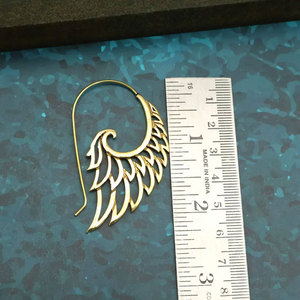 Pendientes de Aro con Alas de Ángel Doradas Hechas a Mano, Joyería Étnica Bohemia Tribal para Mujer - Product Image 4