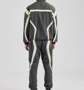 ชุดวอร์มกันลมแบบกำหนดเองขายส่งปี 2026 ชุดลำลองขายดี ชุดวอร์มกันลมสำหรับผู้ชาย - Product Image 4