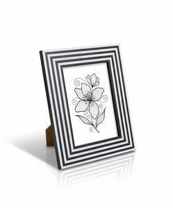 Marco de Fotos de Resina Epoxi y Madera de Lujo Personalizado de Alta Calidad, Buen Diseño, Clásico, Colorido, Varios Tamaños para Decoración del Hogar - Product Image 1