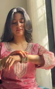 Nuevo Traje Sharara para Niñas con Bordado de Lentejuelas de 5mm, Diseño Exclusivo para Festivales, Disponible a Precio de Mayoreo - Product Image 5