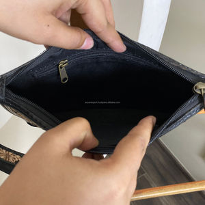 Bolso de mano de cuero de vaca con diseño personalizado de alta calidad, bolso de mano para mujer, espalda a cuadros negra y turquesa - Product Image 6