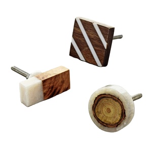 Manijas y Perillas de Diseño en Madera y Resina, Perilla de Puerta con Color, Forma y Tamaño Personalizados, Hecho en India - Product Image 1