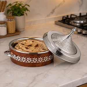 Cacerola de Acero Inoxidable de Lujo Hecha a Mano con Tapa Martillada |   Calentador de Comida con Base de Madera Incrustada y Aislamiento Térmico para Hogar y Hotel - Product Image 3