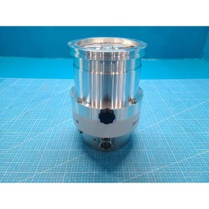 Pfeiffer Vacuum TMH260 PM P02 130 แหวนจัดตำแหน่งสุญญากาศ ใช้แล้วตามสภาพเดิม อะไหล่อุปกรณ์เซมิคอนดักเตอร์รุ่นเก่า - Product Image 2
