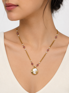 Collar con colgante personalizado chapado en rodio, colgante ovalado de perla de nácar con luna celestial, cadena con cuentas de piedras preciosas rosas para mujer - Product Image 1