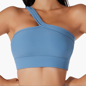 Soutien-gorge de sport de luxe pour femme à faible MOQ, respirant, écologique, sans couture, côtelé, asymétrique à une épaule, avec logo frontal, pour le yoga et le fitness - Product Image 4