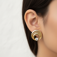 Boucles d'oreilles clous modernes en or 14 carats, personnalisables, pour femme, avec diamant de laboratoire VVS1 serti clos, idéales pour un anniversaire