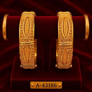 MOLL JEWELLERS ชุดกำไลข้อมือโลหะผสมสังกะสีชุบทอง 22K ประดับด้วยเพทาย |   เครื่องประดับงานแต่งงานและงานปาร์ตี้สุดหรูทันสมัย A-43186 - Product Image 1
