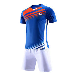 Ensemble d'uniformes de football imprimés haut de gamme en gros – Maillot et short de football personnalisés, professionnels, respirants, anti-UV, grandes tailles - Product Image 6