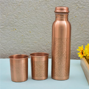 Bouteilles d'eau en cuivre de haute qualité à prix avantageux, martelées et polies miroir. - Product Image 6