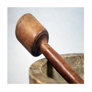 Mortier et pilon en marbre en six tailles différentes Outils personnalisés pour herbes et épices - Product Image 3