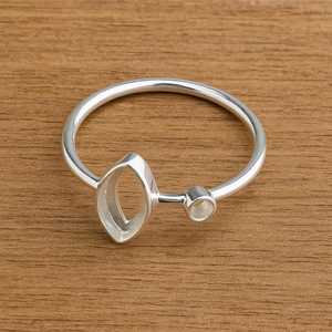 Anillo de Plata de Ley 925 Chapado en Oro de 18K Hecho a Mano de Alta Calidad con Sello 925, Componente para Fabricación de Joyería al por Mayor, Hecho en India - Product Image 1