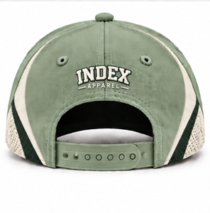 Casquette trucker 6 panneaux verte Index Apparel avec broderie 3D blanche, unisexe, décontractée, à fermeture snapback pour adultes - Product Image 2