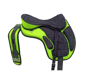 Selle d'équitation anglaise synthétique Freemax Treeless, vert néon noir, légère, flexible, confortable, pour l'entraînement, l'équitation et l'endurance - Product Image 2