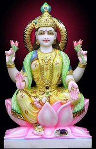 Statue de Laxmi Mata en marbre blanc antique, avec main de bénédiction, en position assise sur un lotus, pour la maison et le temple - Product Image 4