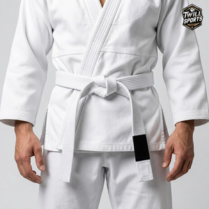 Ceintures de BJJ personnalisables de haute qualité - Logo avant personnalisé, design sur mesure, 100% coton, respirantes, durables et légères pour hommes - Product Image 4