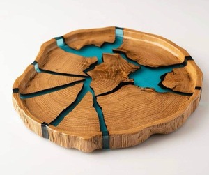 Tabla de Cortar de Madera y Resina de Alta Gama, Diseño Decorativo y Funcional, Superficie de Corte Duradera para Cocina - Product Image 1