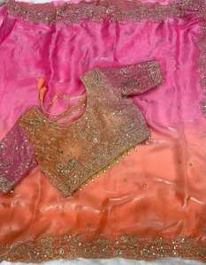 ผ้าเฟนดี้ ซาร์ติน เนื้อผ้านุ่มหรูหรา ดูมีระดับ พร้อมงานปักสวยงาม ประดับด้วยเลื่อมขนาด 3 มม.  ขอบผ้าตกแต่งอย่างหนักแน่นด้วยลายบุตติส - Product Image 6